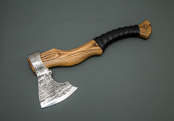 Топоры с длинной рукоятью фото