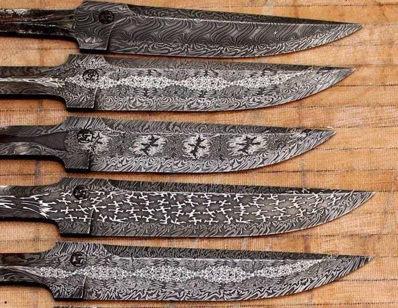 Рисунки на дамасских ножах