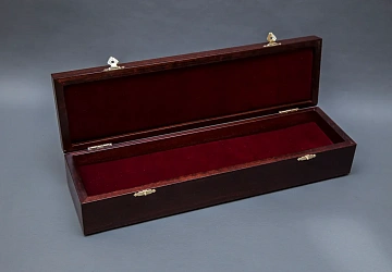 Шкатулка под нож (бук, вишня) Шкатулка под нож (бук, вишня)