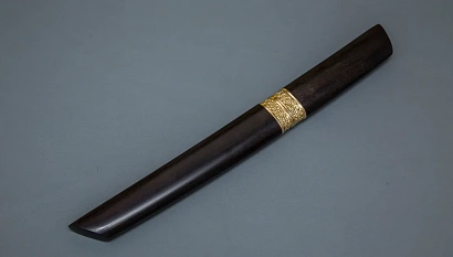 Фото ножа Танто в деревянном чехле, литье
